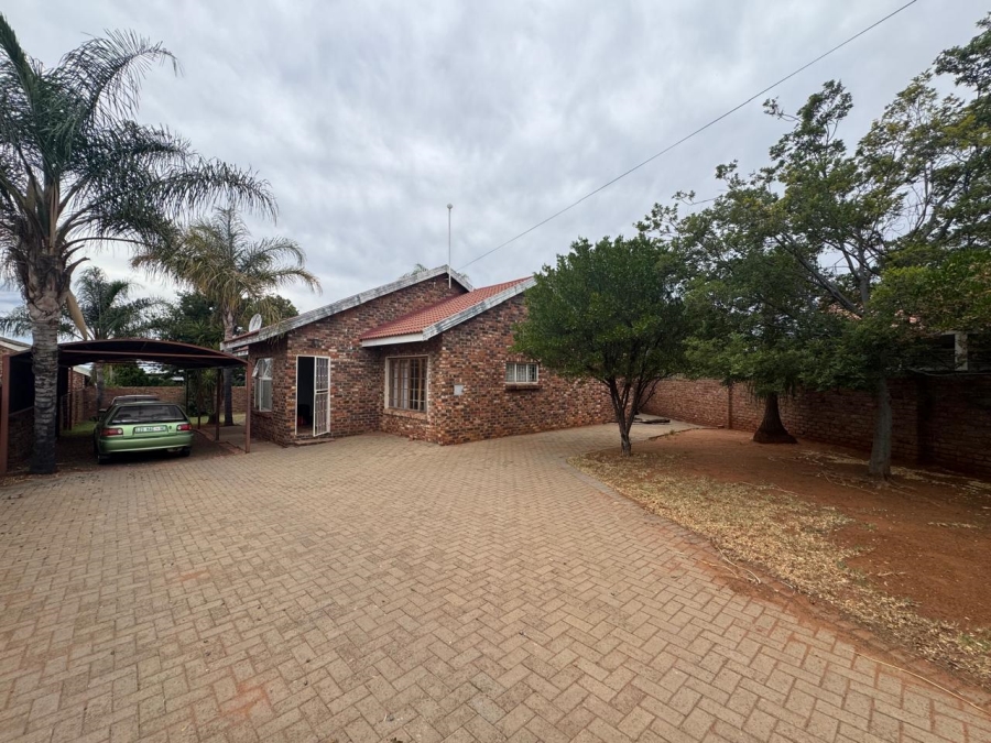 3 Bedroom Property for Sale in South Ridge Northern Cape